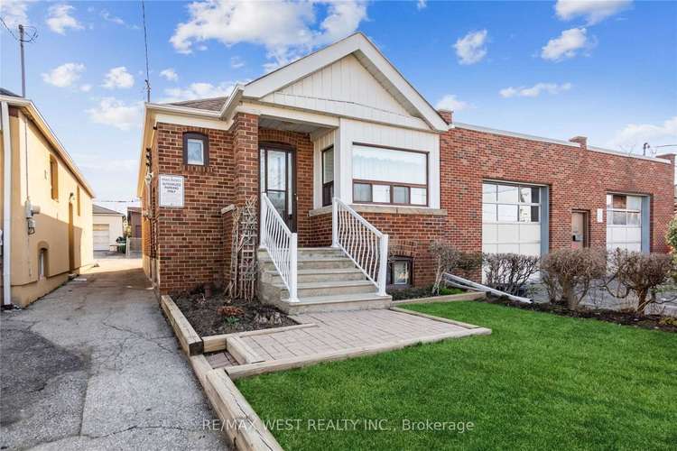 49 Hartley Ave E, Toronto, Ontario, Briar Hill-Belgravia