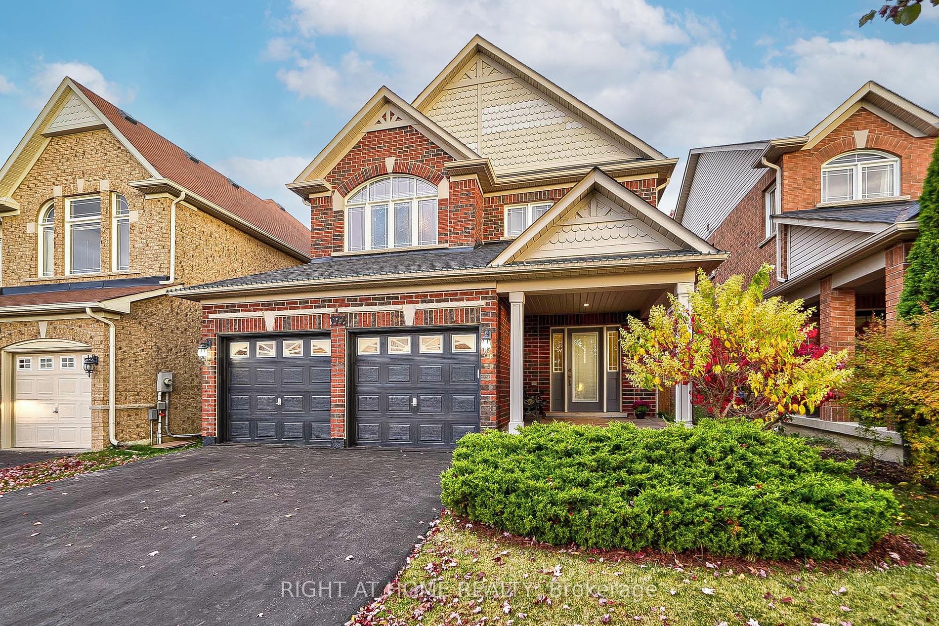 172 Harvest Hills Blvd, Newmarket, Ontario, Woodland Hill