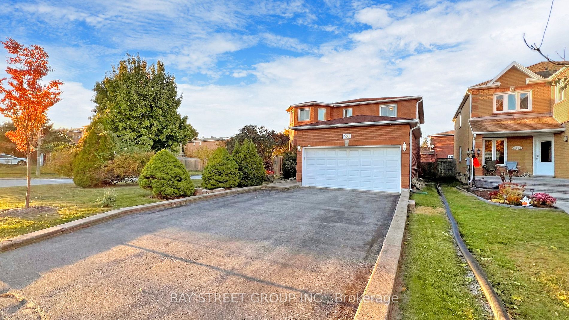 24 Justus Dr, Richmond Hill, Ontario, Devonsleigh