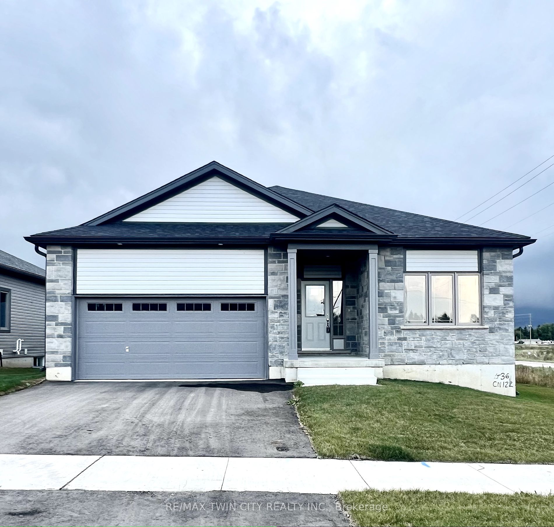 122 Saunders Home, North Perth, Ontario, 31 - Elma Twp