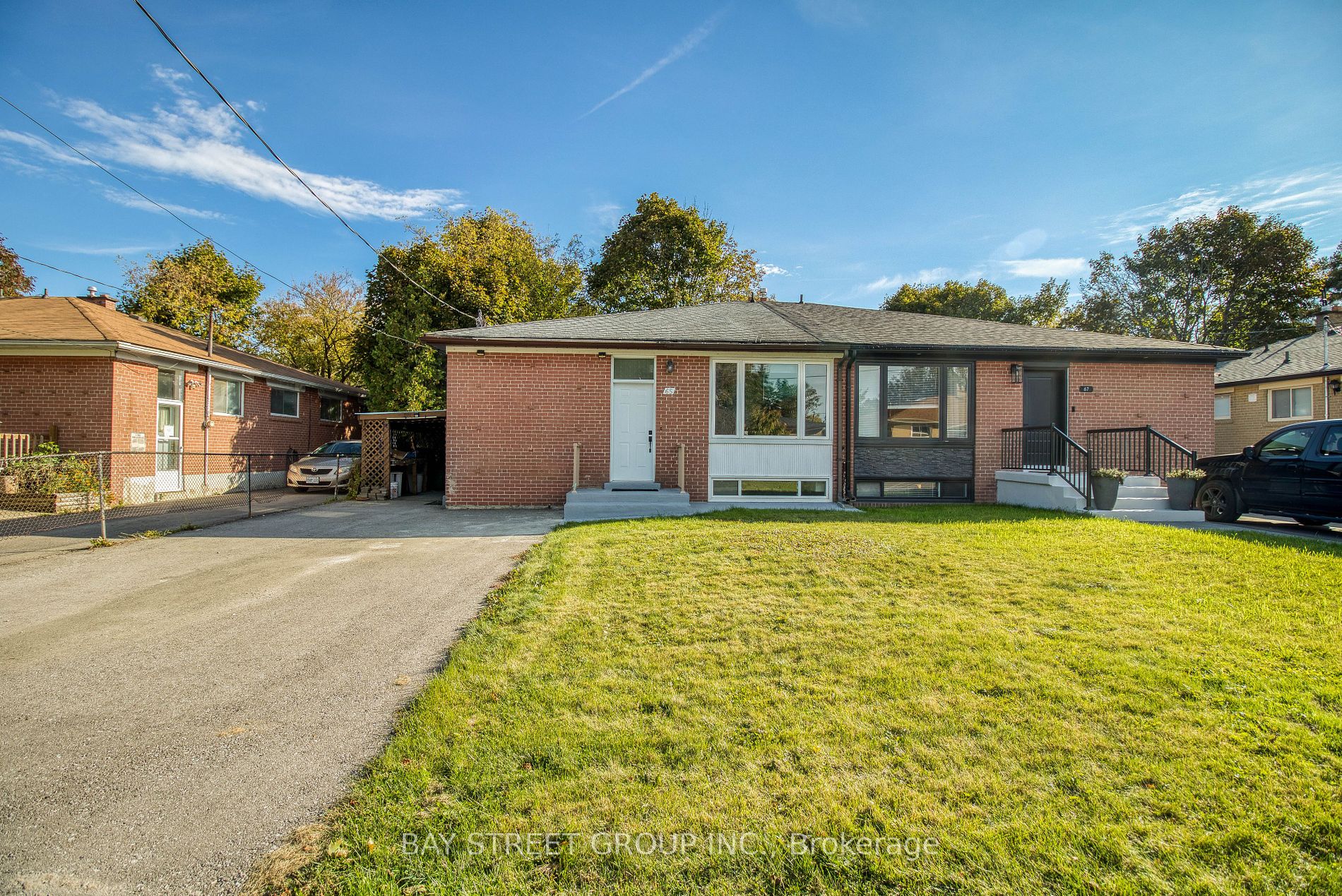 65 Davis Rd, Aurora, Ontario, Aurora Highlands