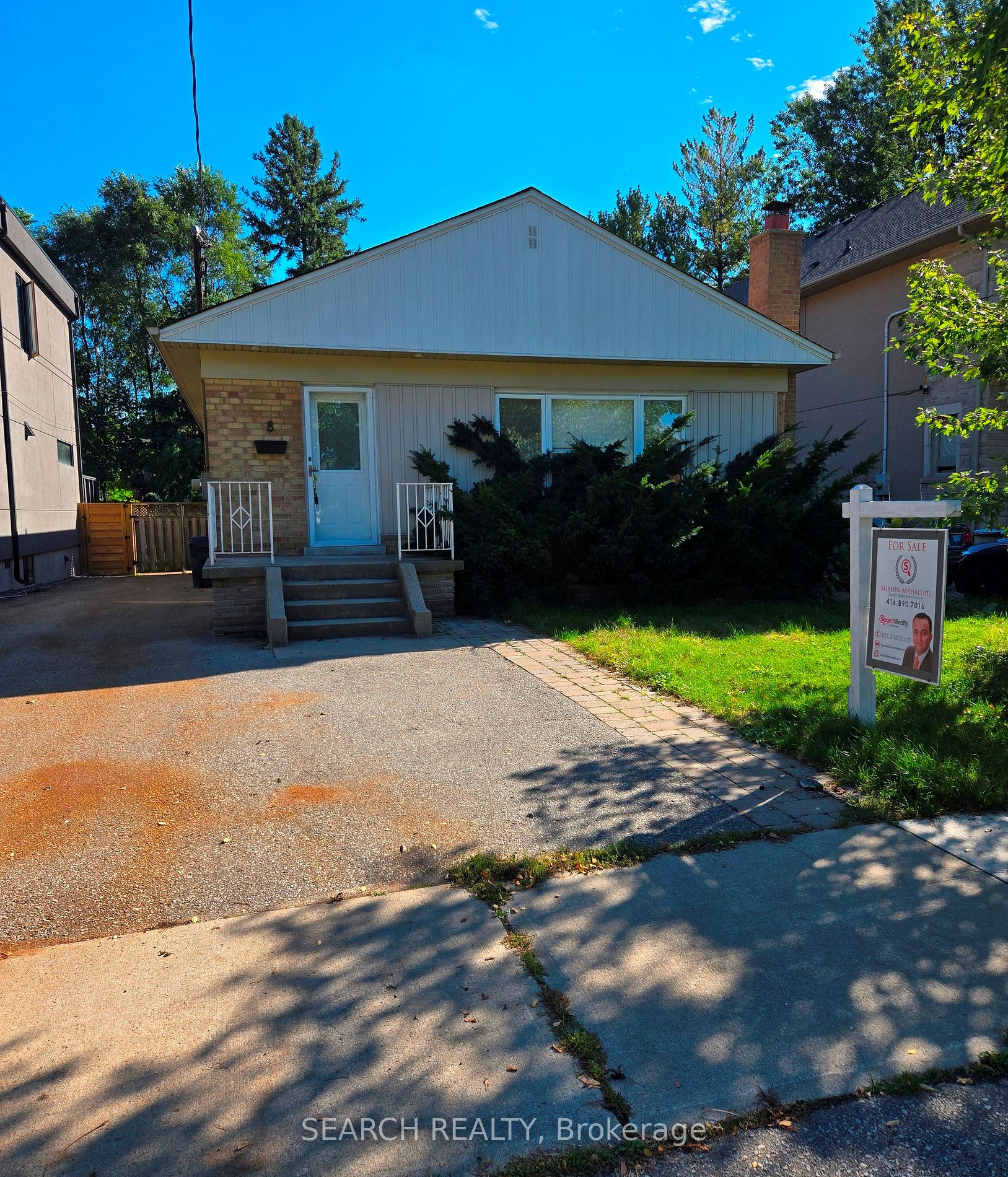 8 Northampton Dr, Toronto, Ontario, Islington-City Centre West