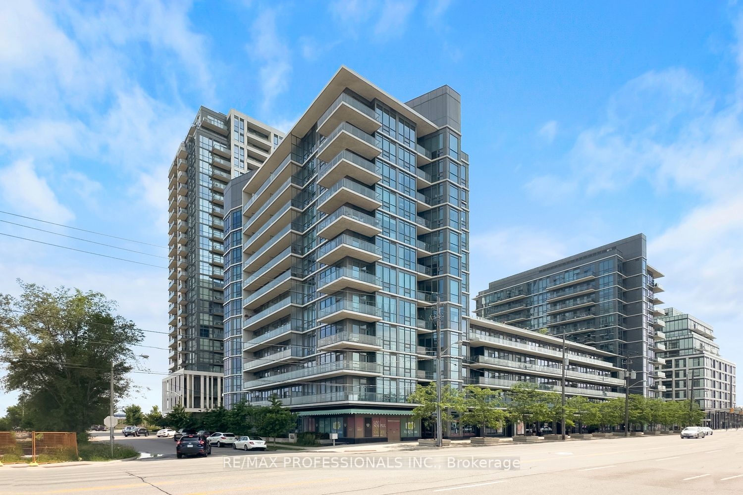 1185 The Queensway, Toronto, Ontario, Islington-City Centre West