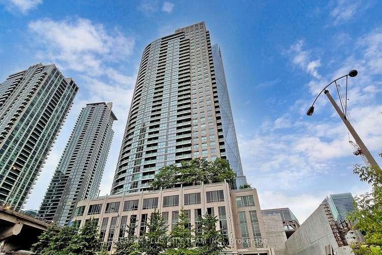 18 Yonge St, Toronto, Ontario, Waterfront Communities C1