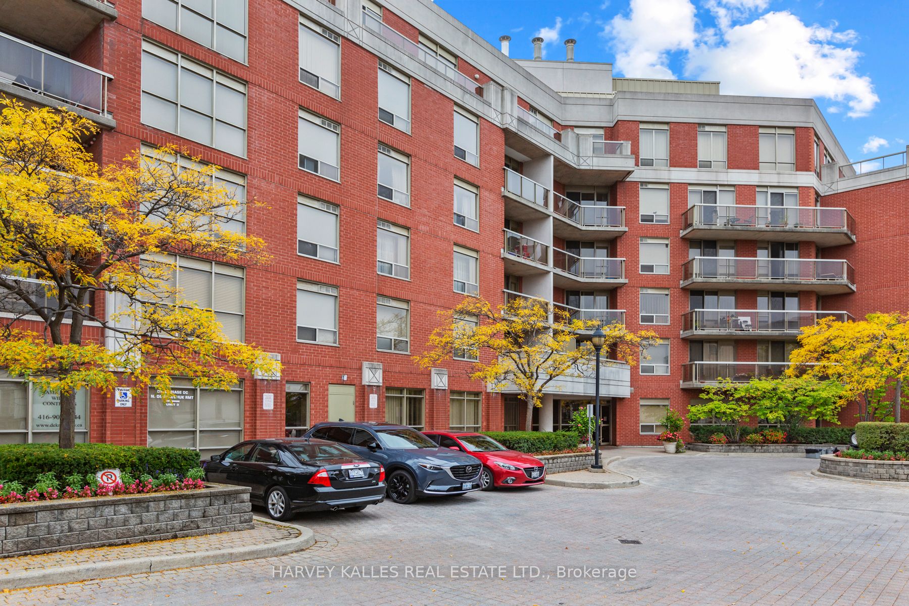 800 Sheppard Ave W, Toronto, Ontario, Bathurst Manor