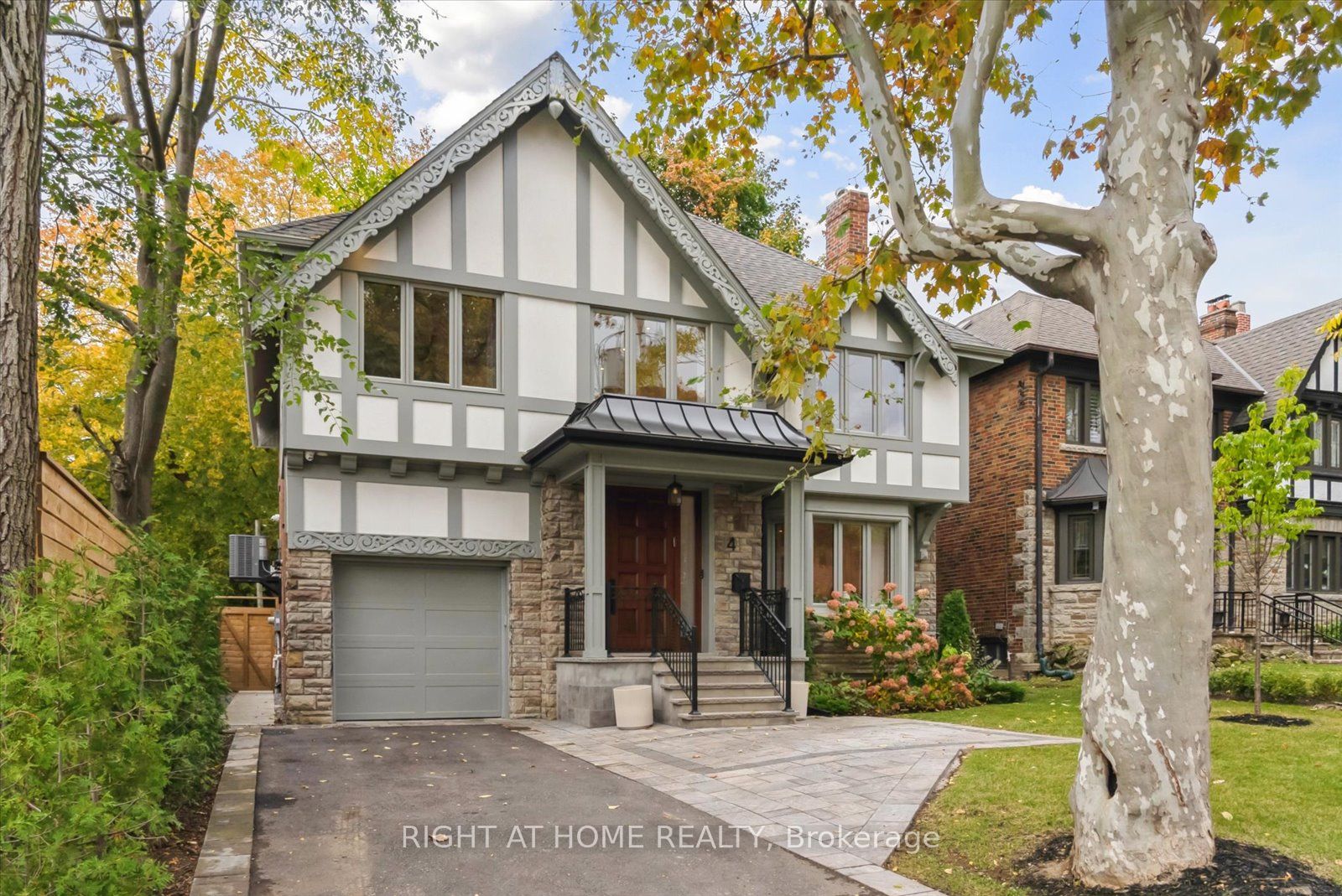 4 Old Park Rd, Toronto, Ontario, Forest Hill North