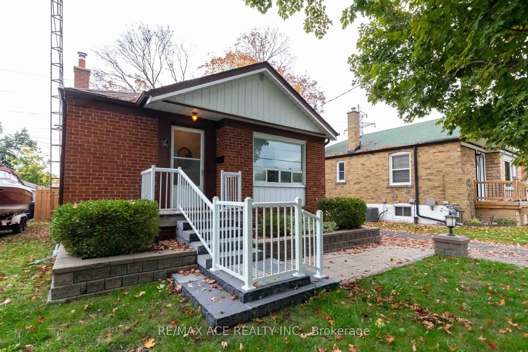 98 Marble Arch Cres, Toronto, Ontario, Wexford-Maryvale