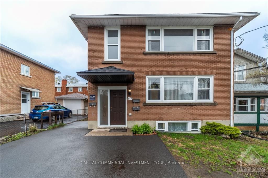 220 COMPTON Ave, Woodroffe, Ontario, 6002 - Woodroffe