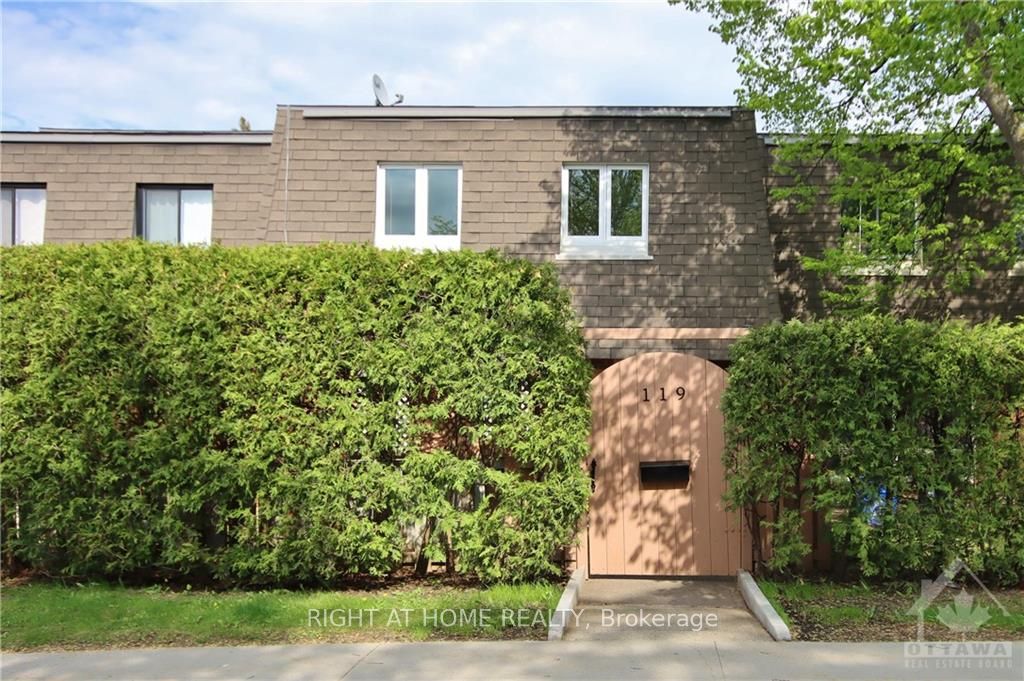 119 ROYALTON, Hunt Club - Windsor Park Village and Area, Ontario, 4802 - Hunt Club Woods