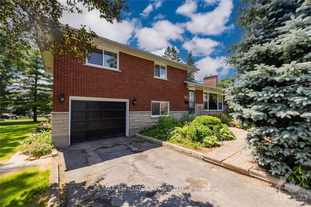 3698 MCBEAN St, Stittsville - Munster - Richmond, Ontario, 8204 - Richmond