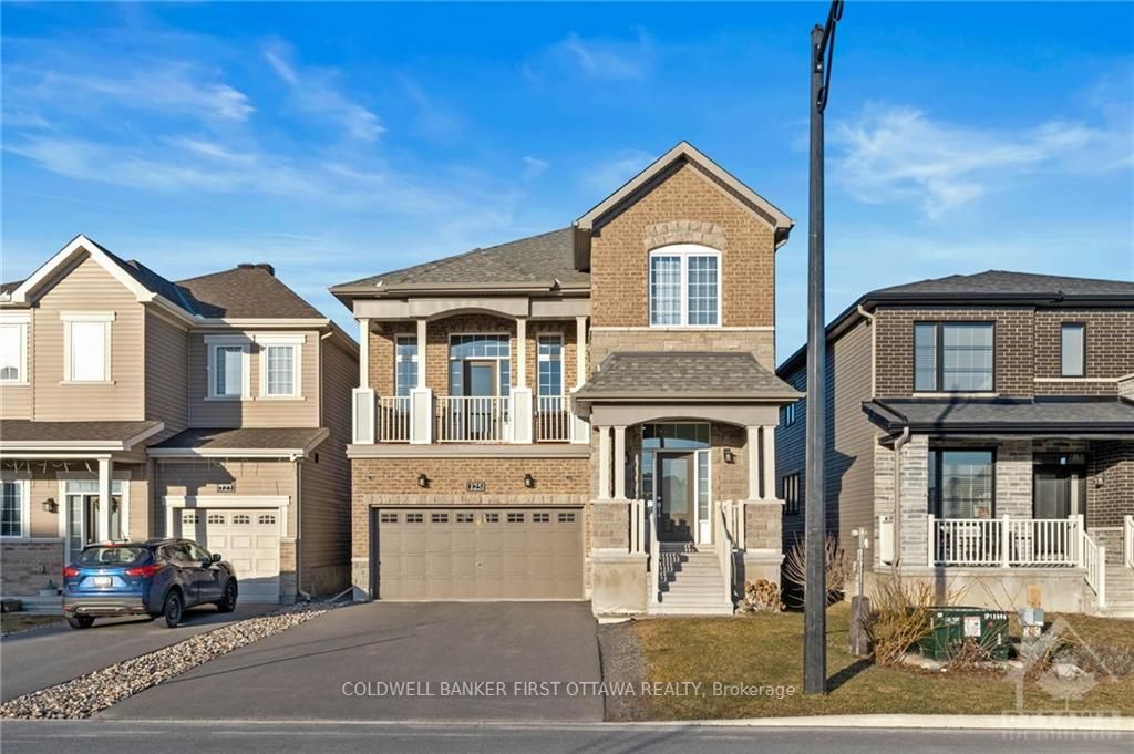 125 PALOMA Circ, Barrhaven, Ontario, 7704 - Barrhaven - Heritage Park