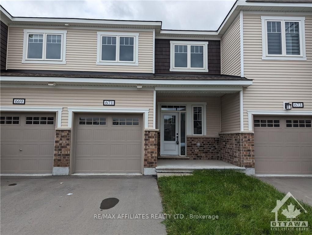 671 ALLIED Mews, Stittsville - Munster - Richmond, Ontario, 8211 - Stittsville (North)