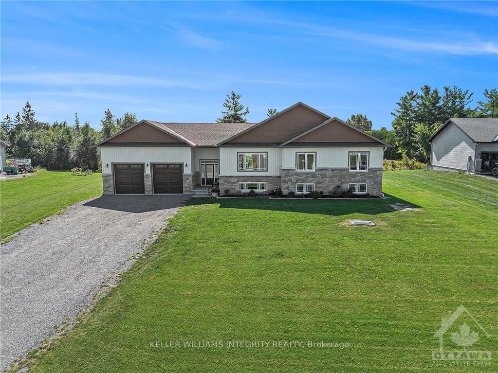 215 OWEN LUCAS St, McNab/Braeside, Ontario, 551 - Mcnab/Braeside Twps