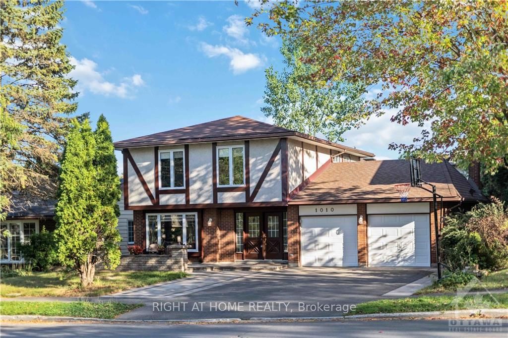 1010 CAHILL Dr W, Hunt Club - Windsor Park Village and Area, Ontario, 4803 - Hunt Club/Western Community