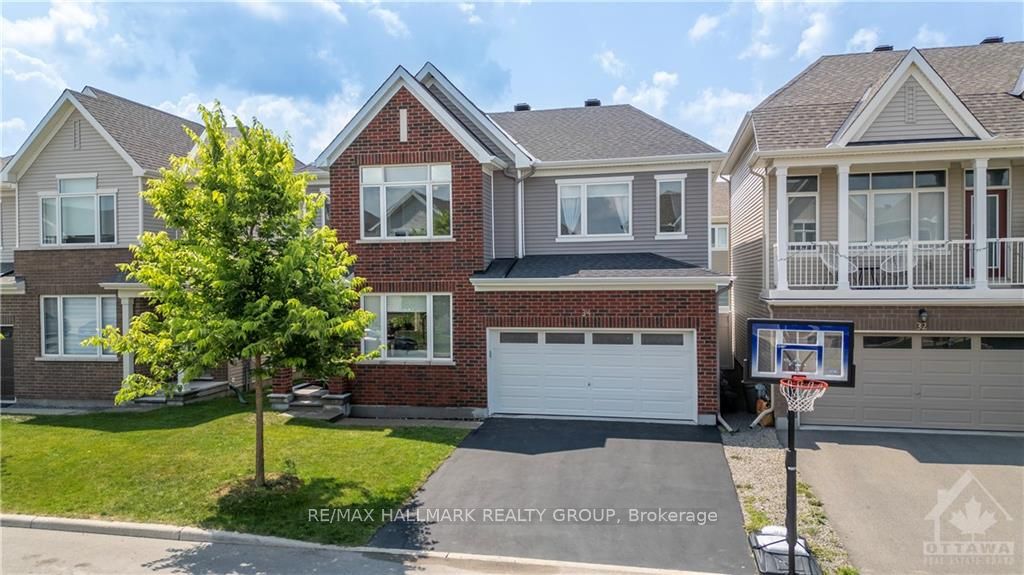 34 COPPERMINE St, Barrhaven, Ontario, 7704 - Barrhaven - Heritage Park