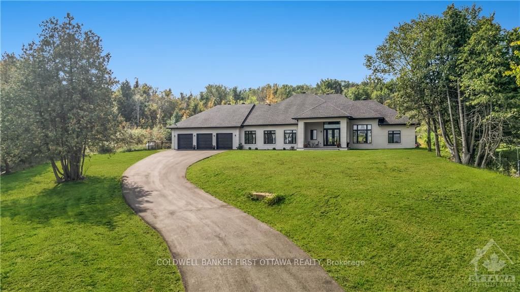 4535 NORTHWOODS Dr, Constance Bay - Dunrobin - Kilmaurs - Woodlawn, Ontario, 9301 - Constance Bay