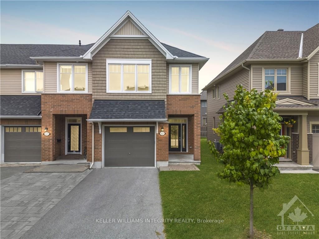 423 WARMSTONE Dr, Stittsville - Munster - Richmond, Ontario, 8211 - Stittsville (North)