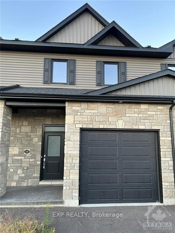 15 CHAD St, Petawawa, Ontario, 520 - Petawawa