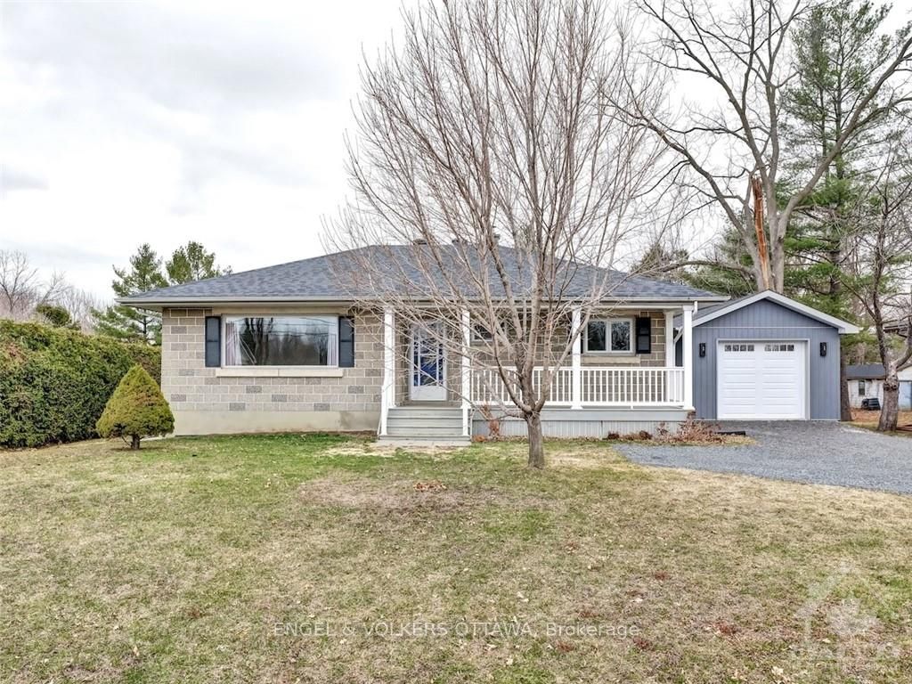 5961 PERTH St, Stittsville - Munster - Richmond, Ontario, 8204 - Richmond