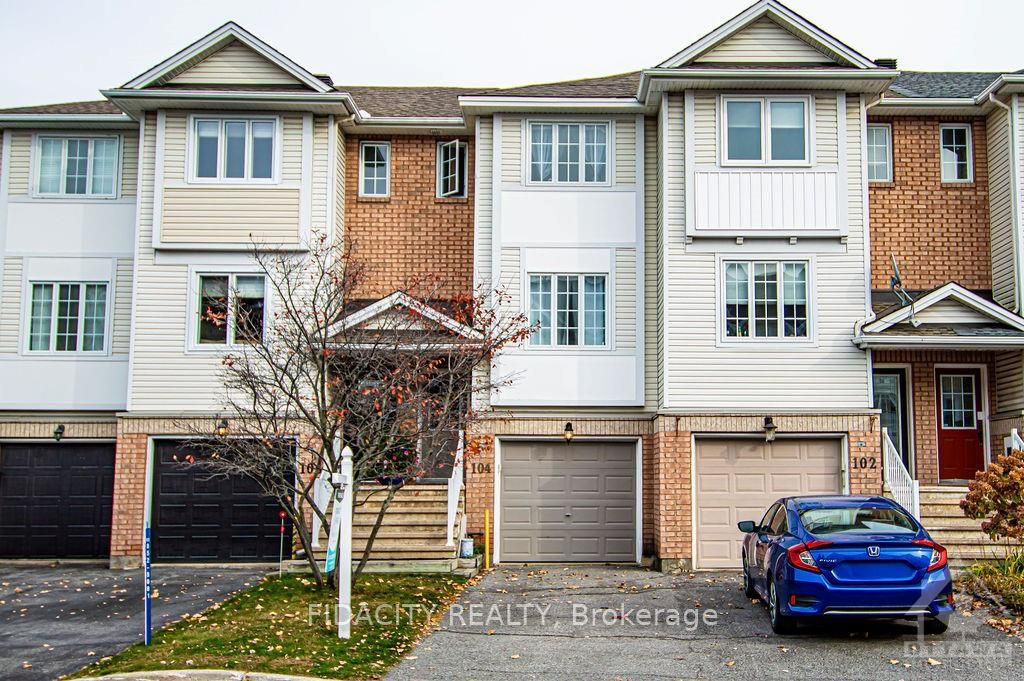 104 MANHATTAN Cres, Carlington - Central Park, Ontario, 5304 - Central Park