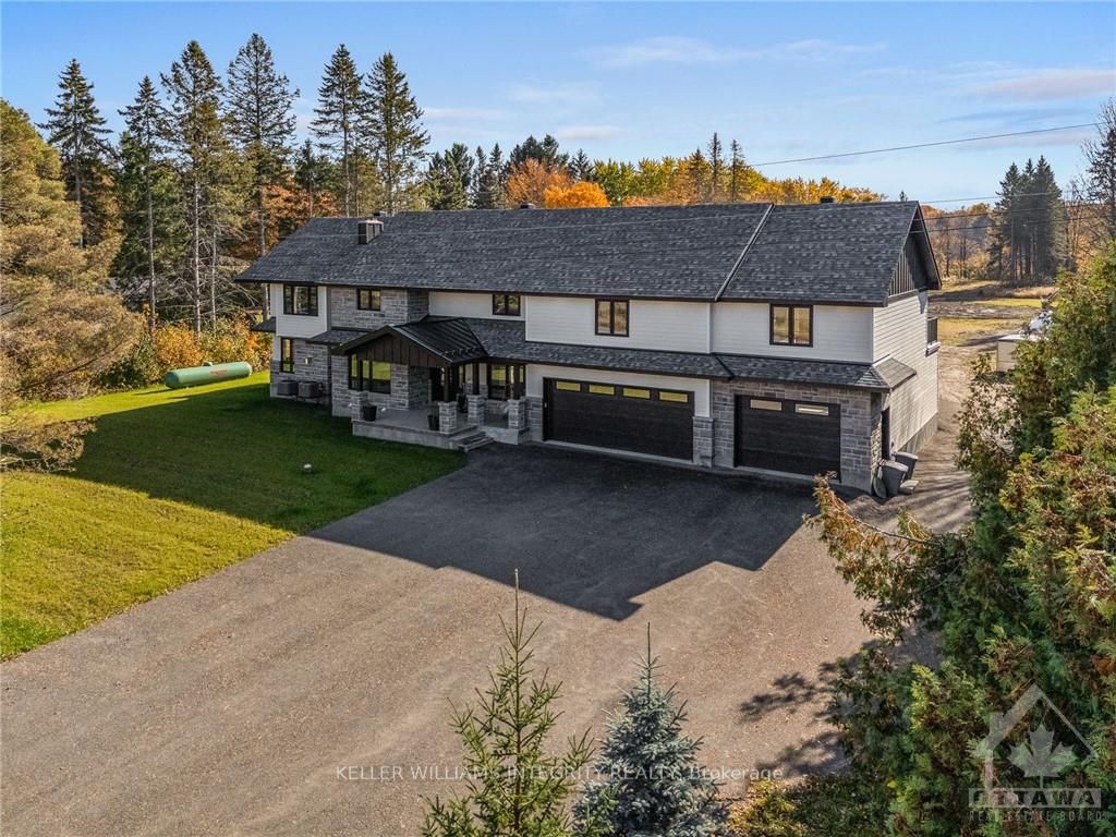 1590 CENTURY Rd E, Manotick - Kars - Rideau Twp and Area, Ontario, 8004 - Manotick South to Roger Stevens