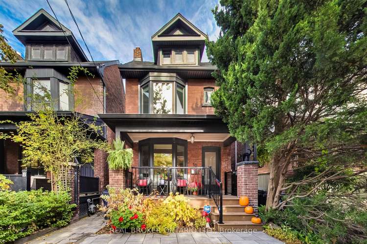 10 Keystone Ave, Toronto, Ontario, East End-Danforth