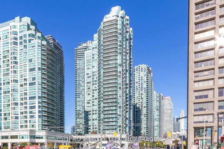 10 Yonge St, Toronto, Ontario, Waterfront Communities C1