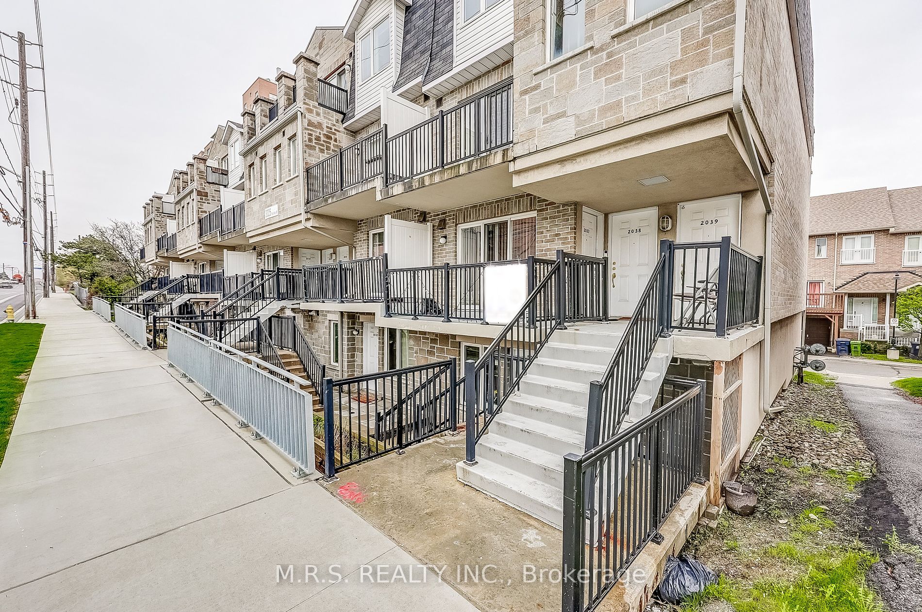 3025 Finch Ave, Toronto, Ontario, Humbermede