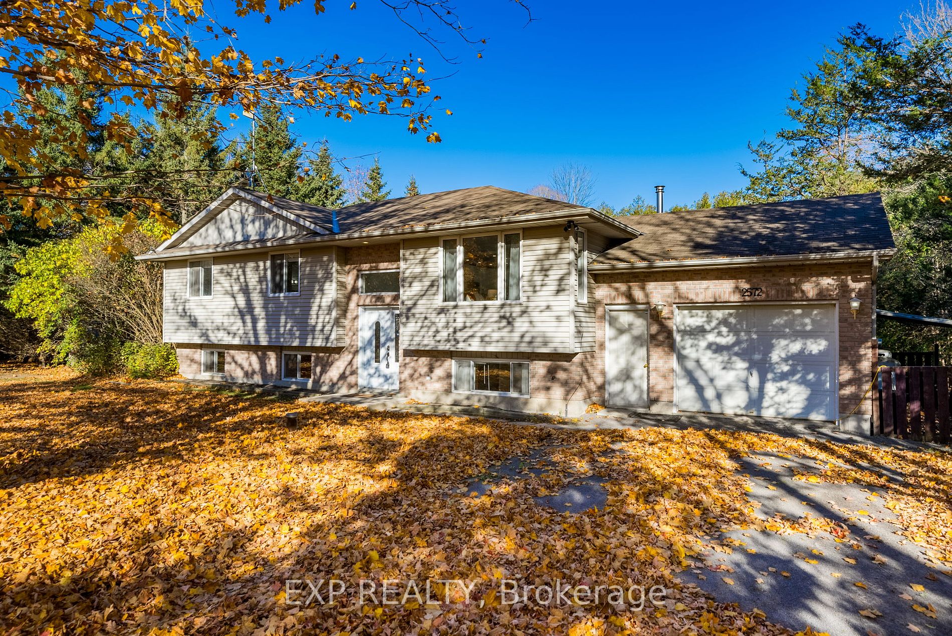 2572 Shannonville Rd, Tyendinaga, Ontario, 