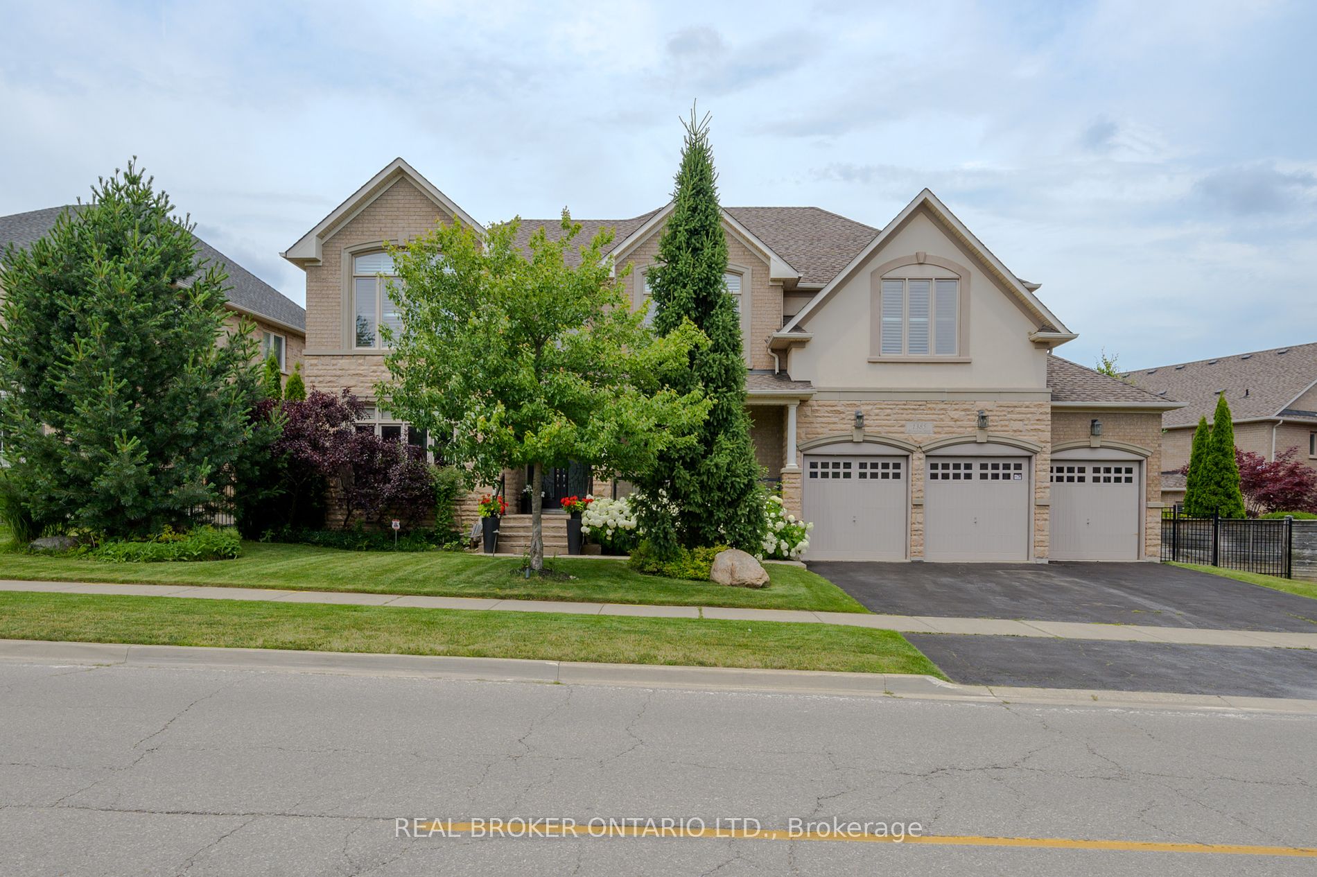 1385 Arrowhead Rd, Oakville, Ontario, Iroquois Ridge North