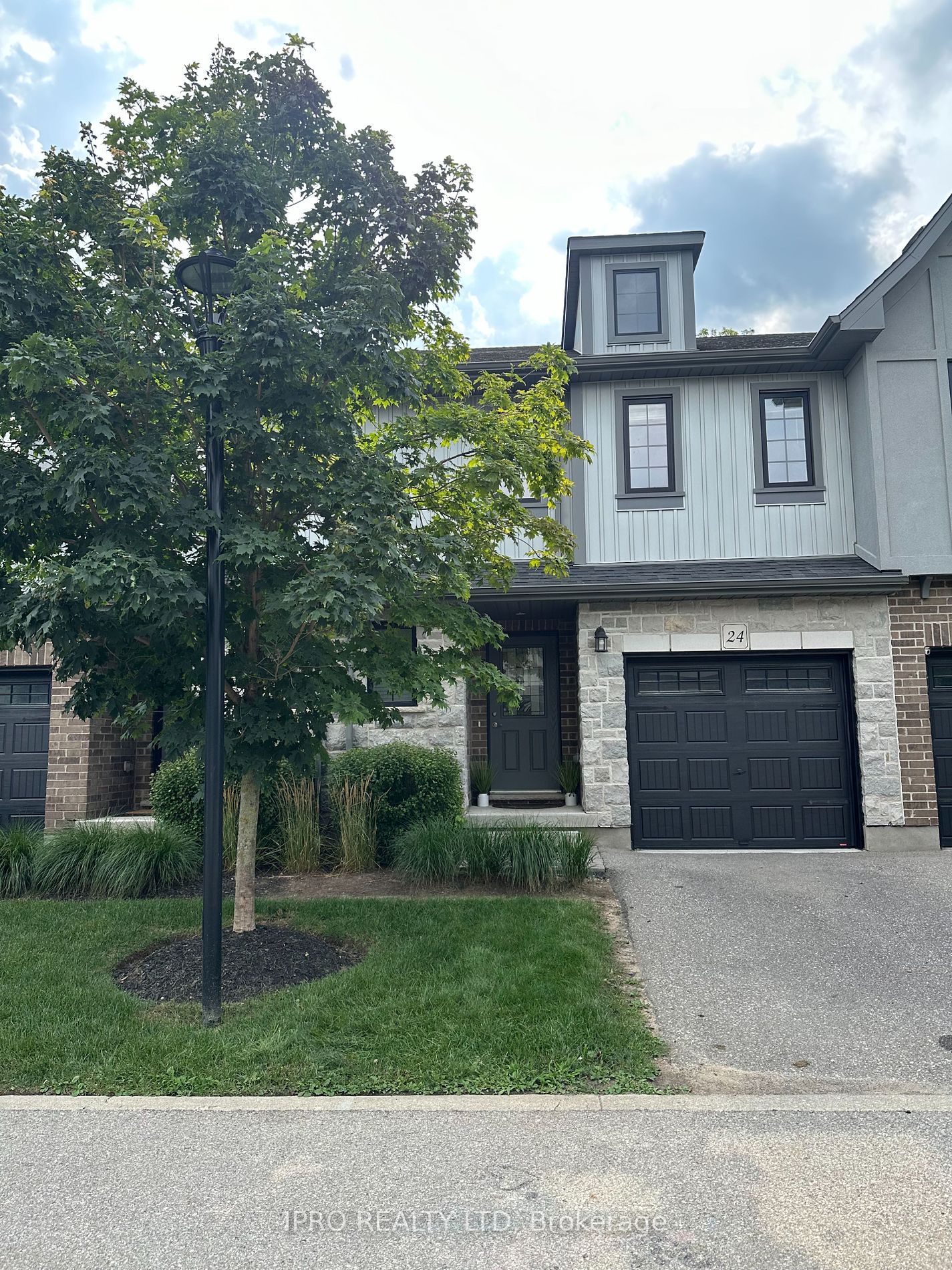 625 Blackbridge Rd, Cambridge, Ontario, 