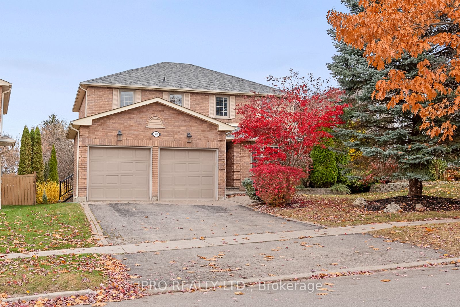 907 Leslie Valley Dr, Newmarket, Ontario, Huron Heights-Leslie Valley