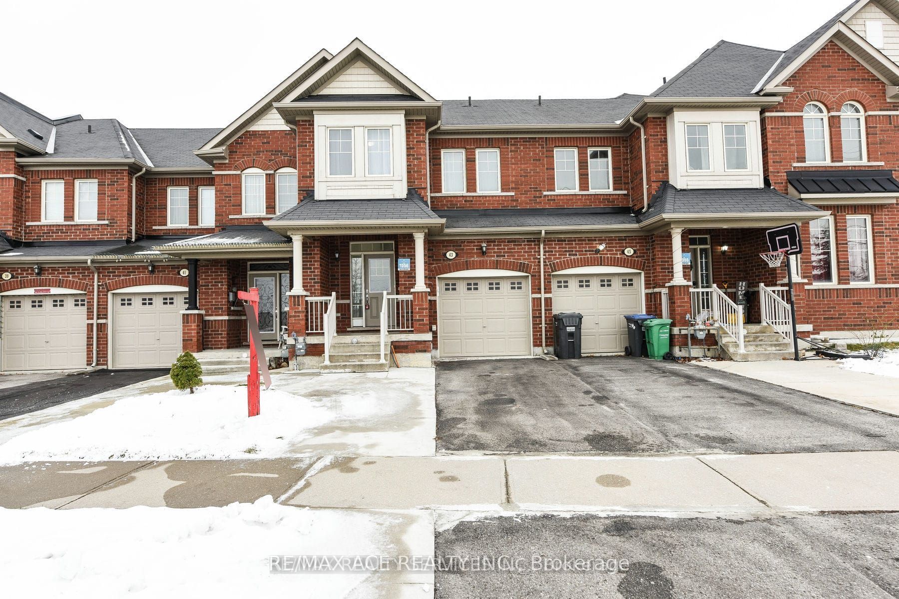 43 Pendulum Circ, Brampton, Ontario, Sandringham-Wellington