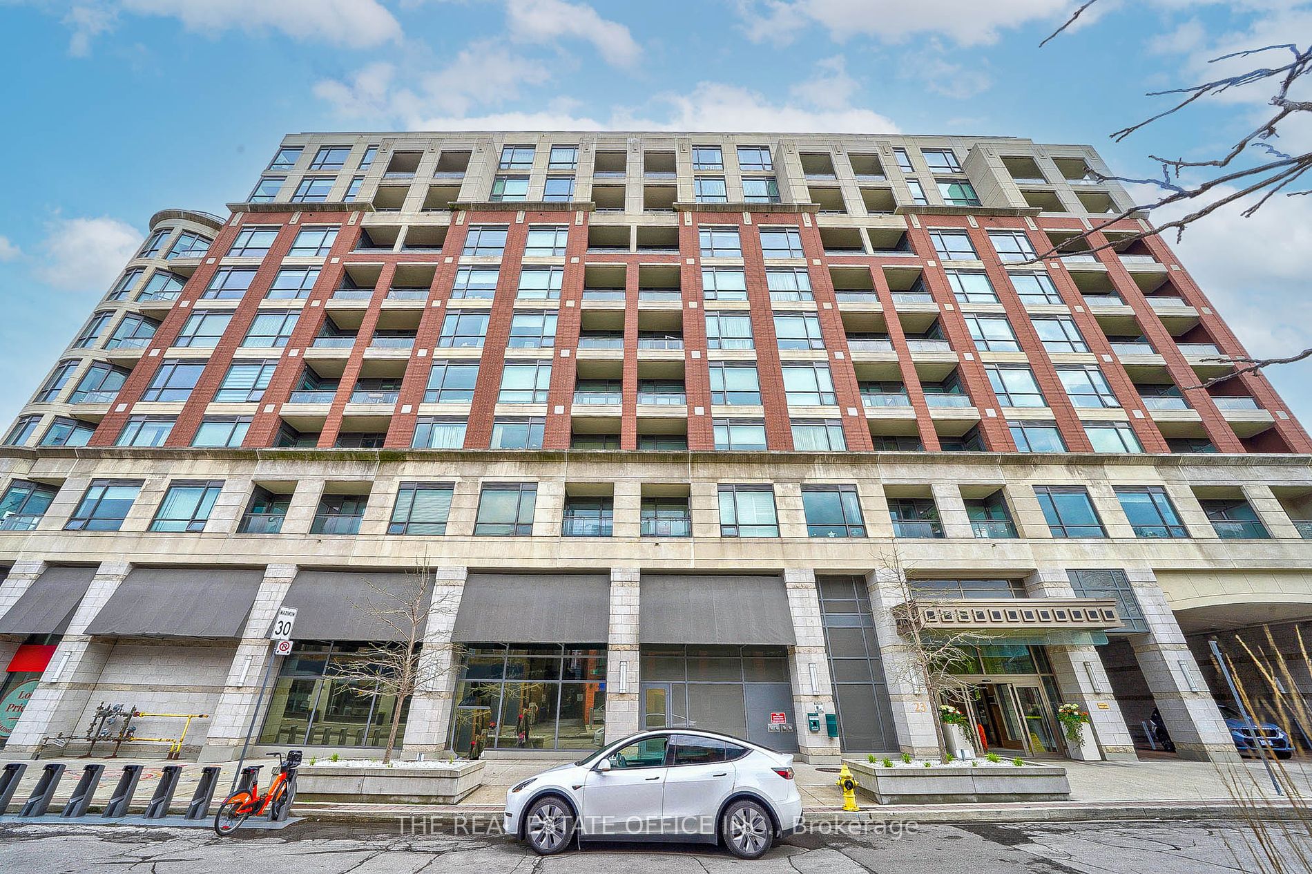 23 Glebe Rd W, Toronto, Ontario, Yonge-Eglinton