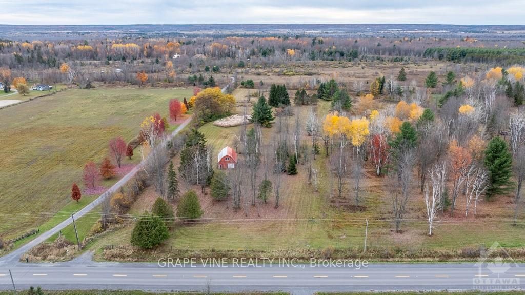 3103 TORWOOD Dr, Constance Bay - Dunrobin - Kilmaurs - Woodlawn, Ontario, 9304 - Dunrobin Shores