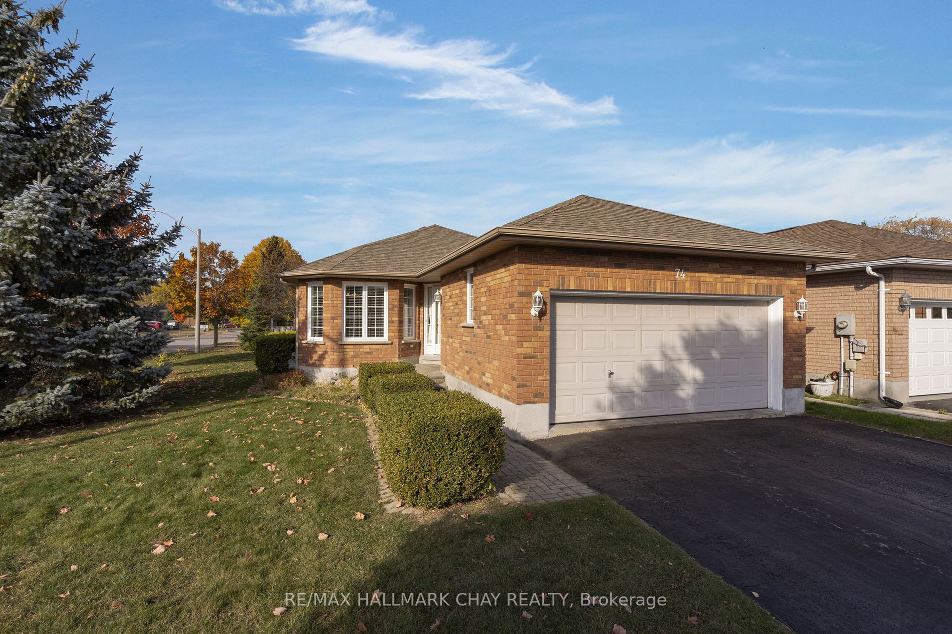 74 Buchanan St, Barrie, Ontario, Grove East