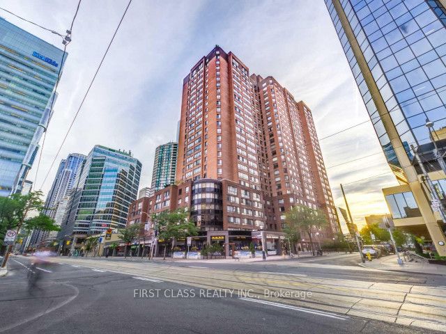 633 Bay St, Toronto, Ontario, Bay Street Corridor