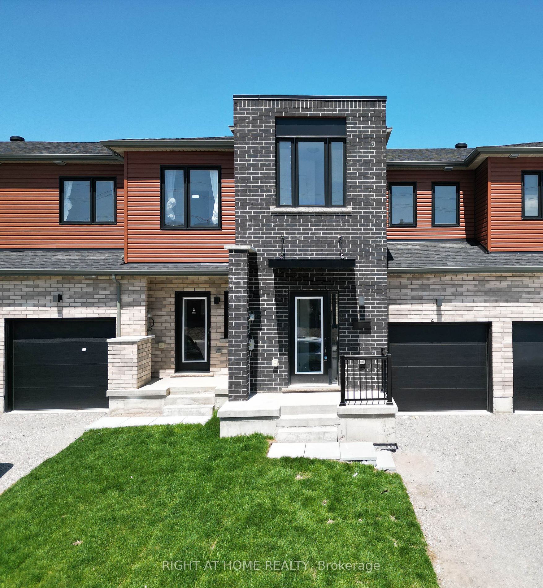 4 Fairlane Ave, Barrie, Ontario, Painswick South