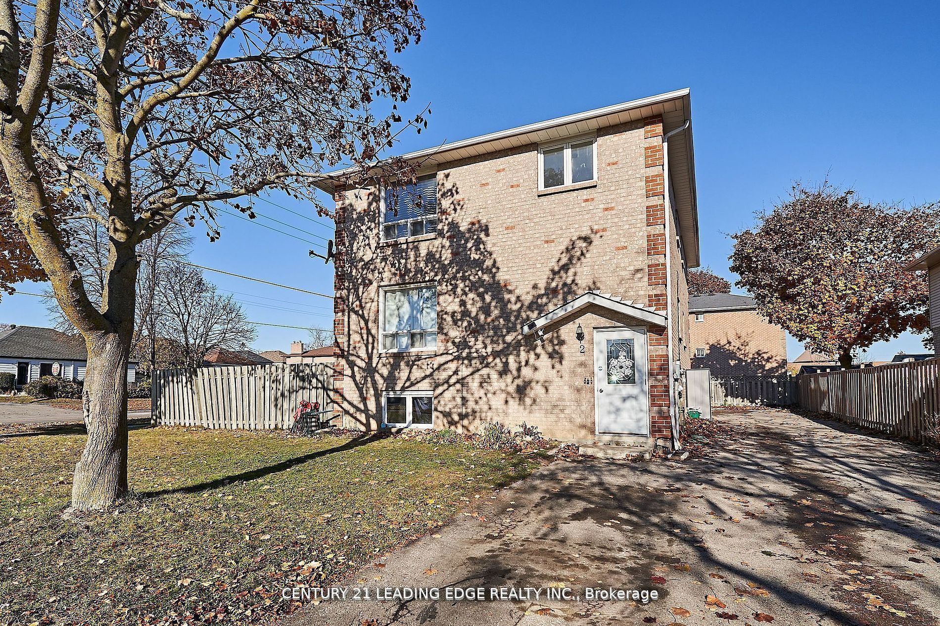 2 Kingsway Gate, Clarington, Ontario, Courtice