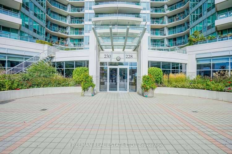 230 Queen Quay W, Toronto, Ontario, Waterfront Communities C1