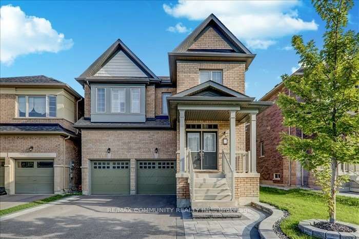 102 Walter English Dr, East Gwillimbury, Ontario, Queensville