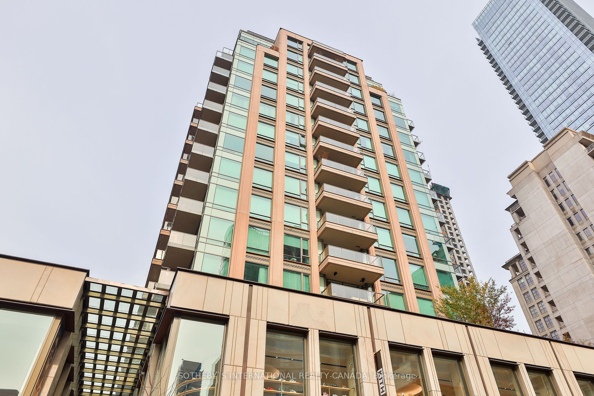 80 Yorkville Ave, Toronto, Ontario, Annex