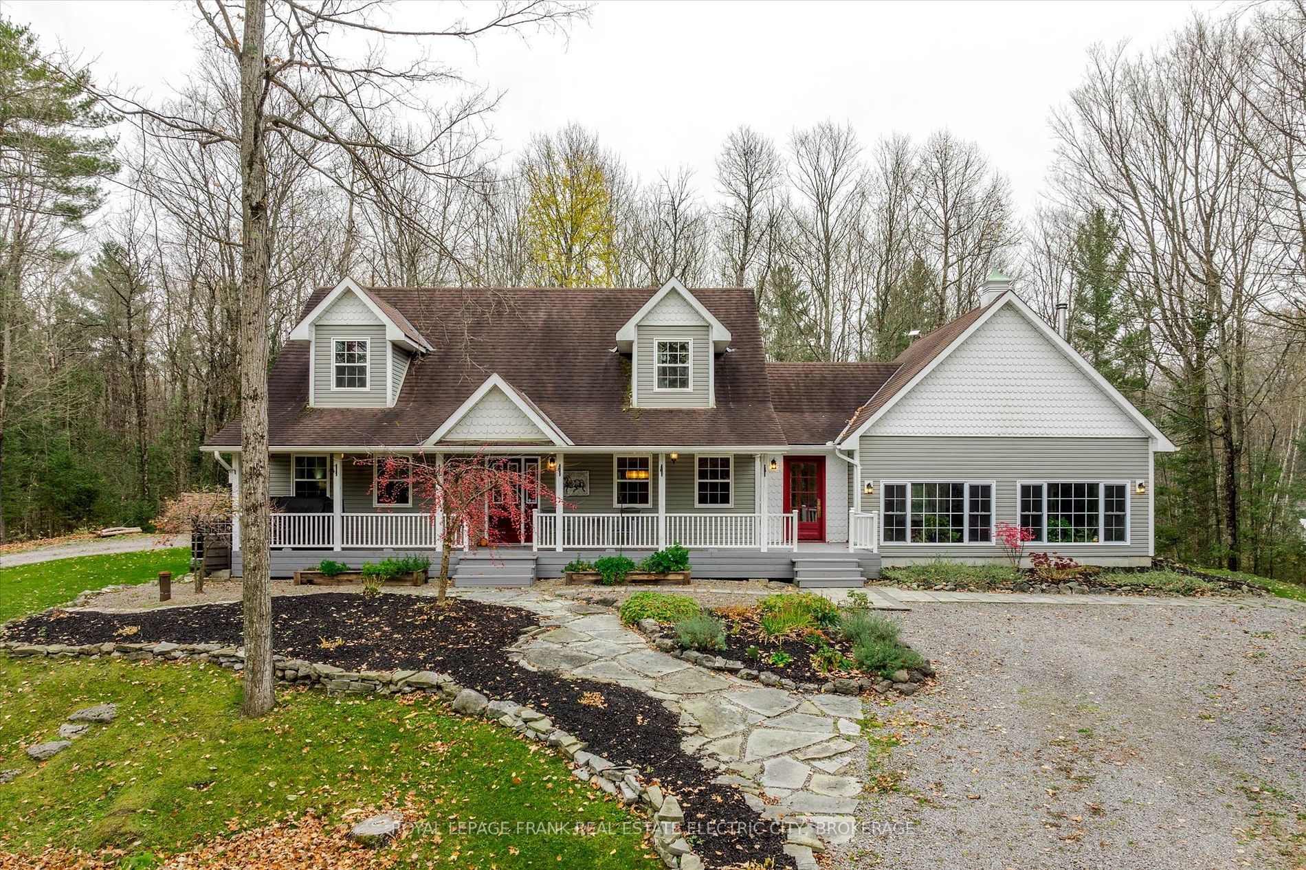 813 Centre Dummer Rd, Douro-Dummer, Ontario, Rural Douro-Dummer