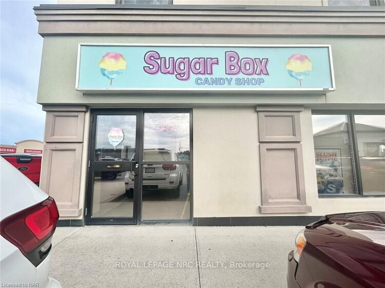 3521 PORTAGE Rd, Niagara Falls, Ontario, 206 - Stamford