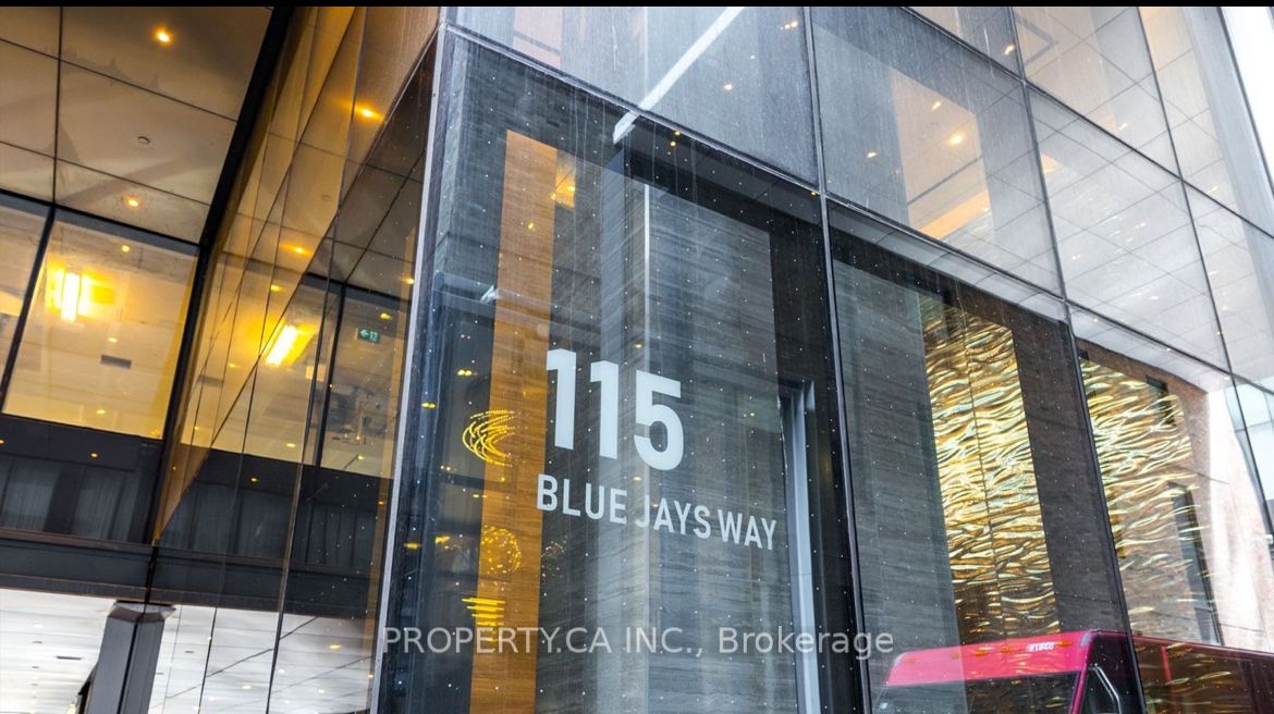 115 Blue Jays Way, Toronto, Ontario, Waterfront Communities C1