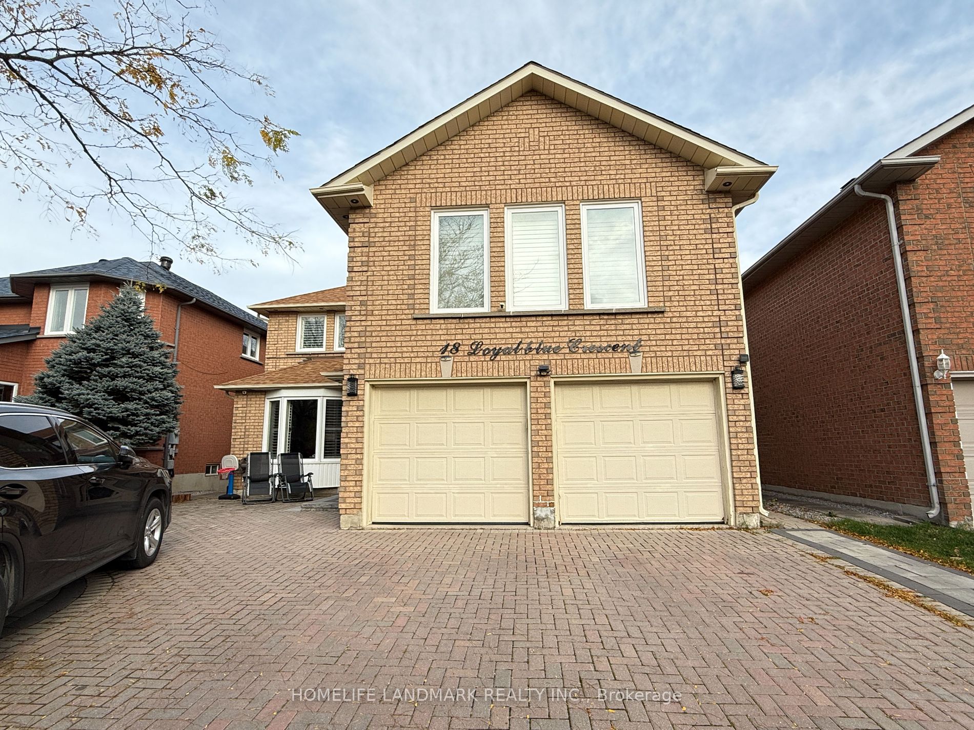 18 Loyal Blue Cres, Richmond Hill, Ontario, Devonsleigh