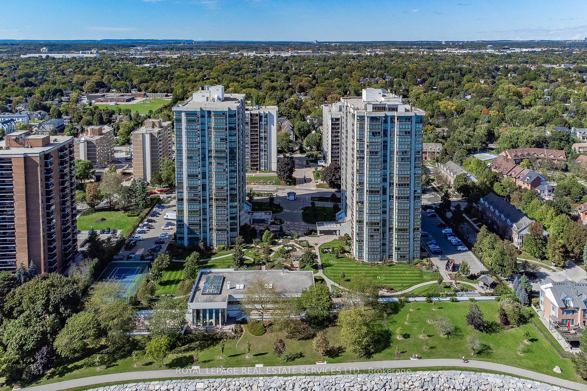 2170 Marine Dr, Oakville, Ontario, Bronte West