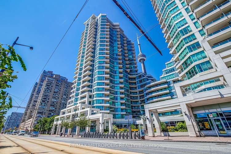 230 Queens Quay E, Toronto, Ontario, Waterfront Communities C1